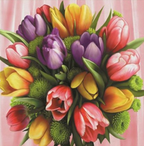 Красивый букет с разноцветными тюльпанами